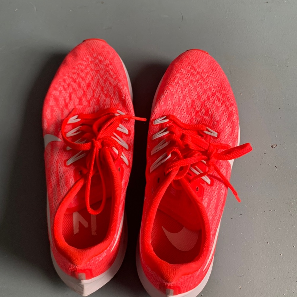 Barely worn Nike zoom Pegasus 36